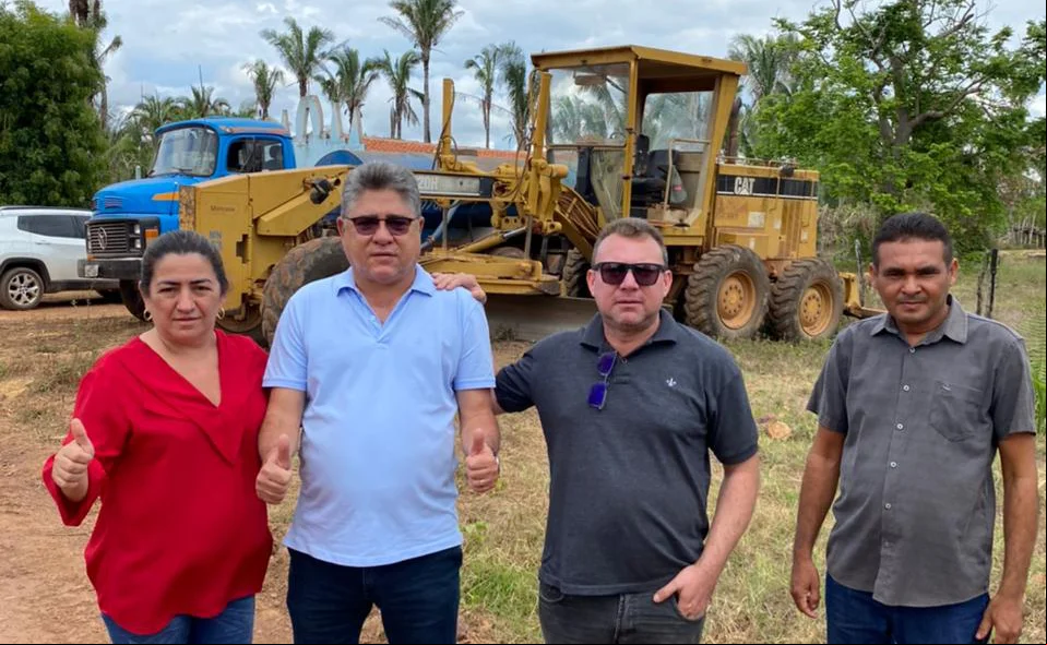 João Mádison acompanha obras de mobilidade em União