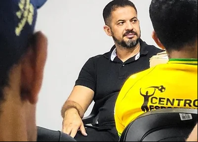 Assembleia que aclamou Ronaldo Rodrigues novo presidente da SEP