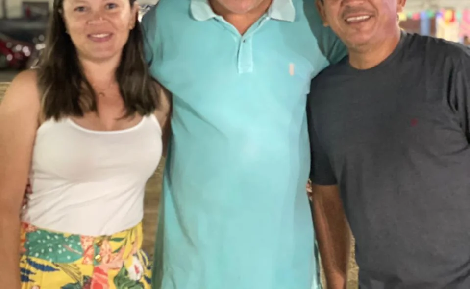 João Mádison ao lado do vereador Caetano e sua esposa Lidiane