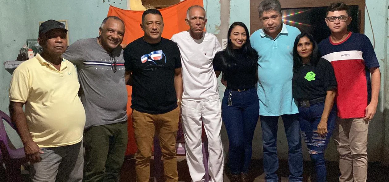 Vereadora Neta do Raimundo Mariano, vereadora Neném do Nona e seu esposo Alberto, ex-prefeito Ronaldo, ex-vereador Natan e lideranças