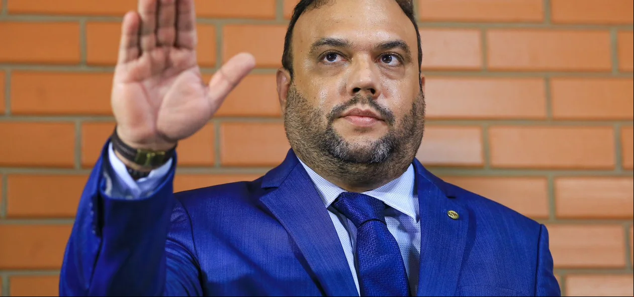 Deputado Ziza Carvalho