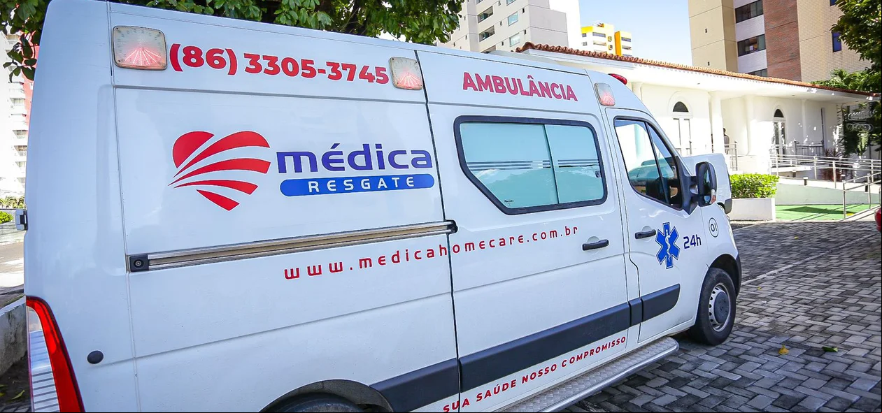 Ambulância da ESALPI