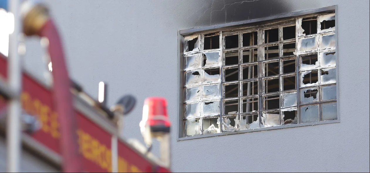 Bombeiros apagaram as chamas