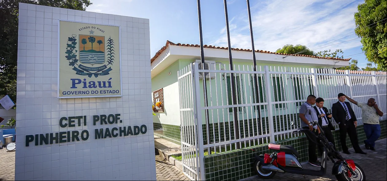 Governo entrega reforma de escola de tempo integral em Teresina nesta segunda (22)