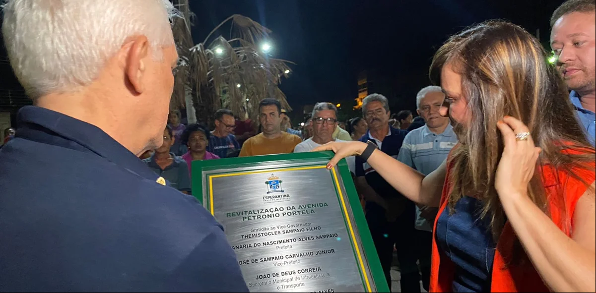 Inauguração da obra da Avenida Ministro Petrônio Portela