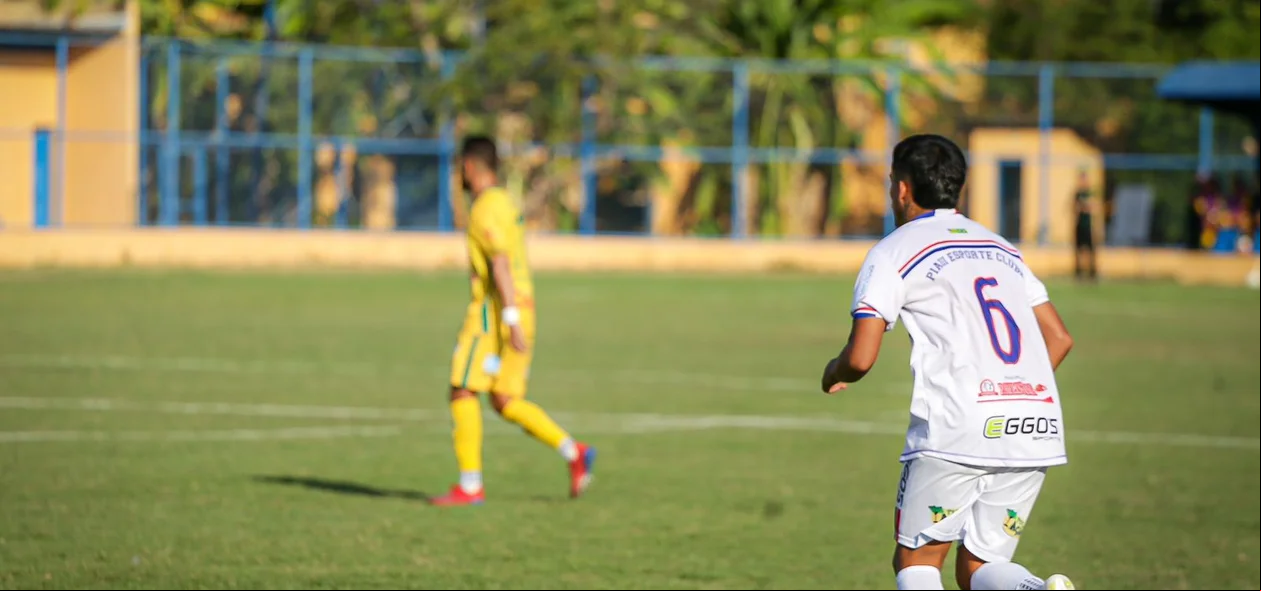 Rai Lima, jogador do Piauí Esporte Clube