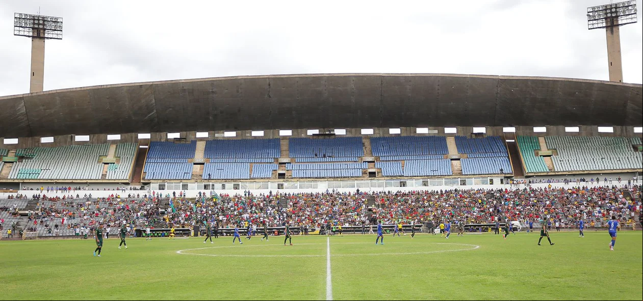 Torcida atendeu ao chamado dos clubes para a final do Piauiense