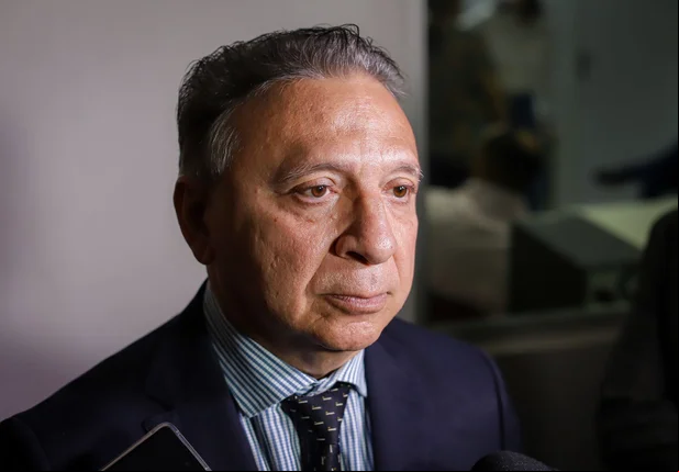 Secretário Emílio Júnior