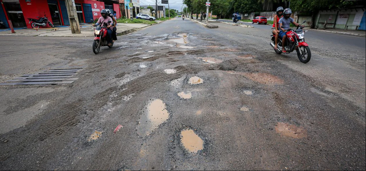 Vários buracos na zona Sul de Teresina