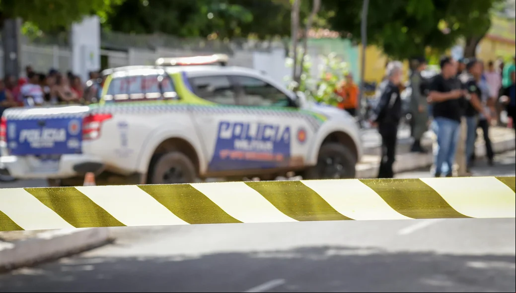 Área foi isolada pela Polícia Militar
