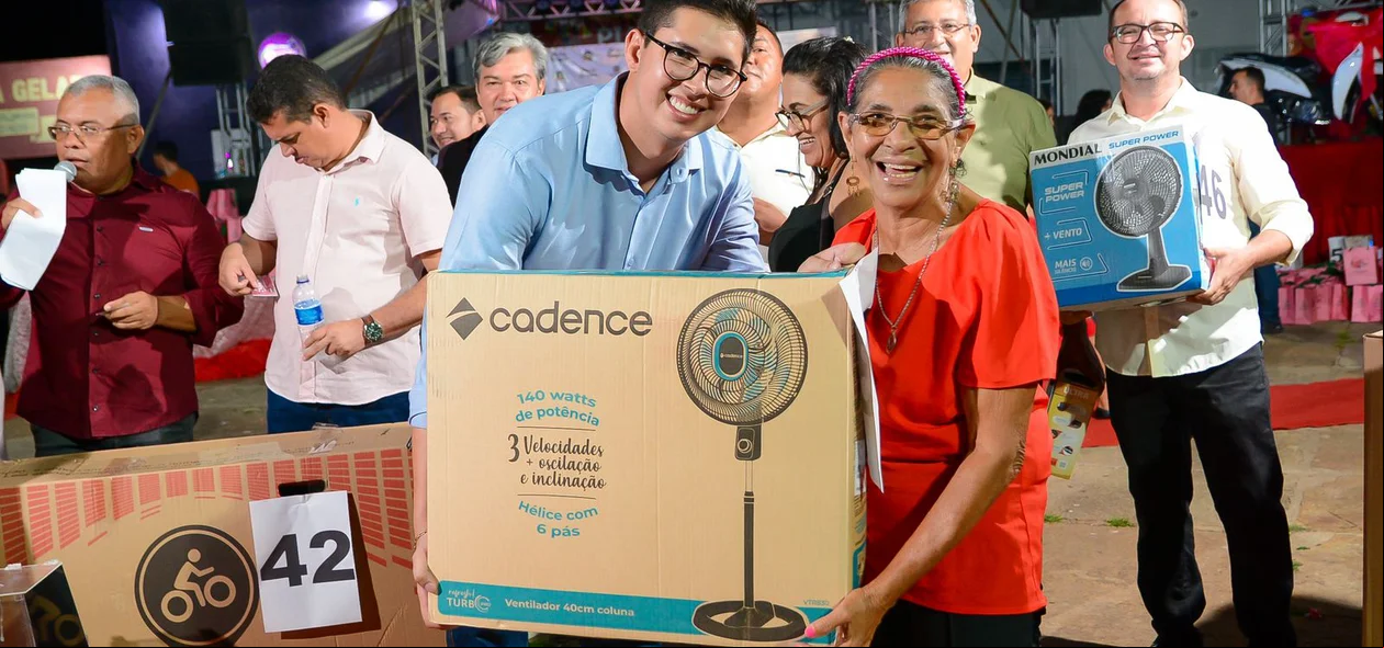Festa das Mães contou com premiações