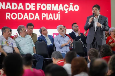 Rafael Fonteles reúne presidente do PT com prefeitos