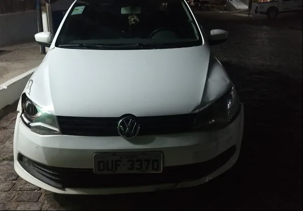 Carro roubado em Salvador é recuperado no sudeste do Piauí