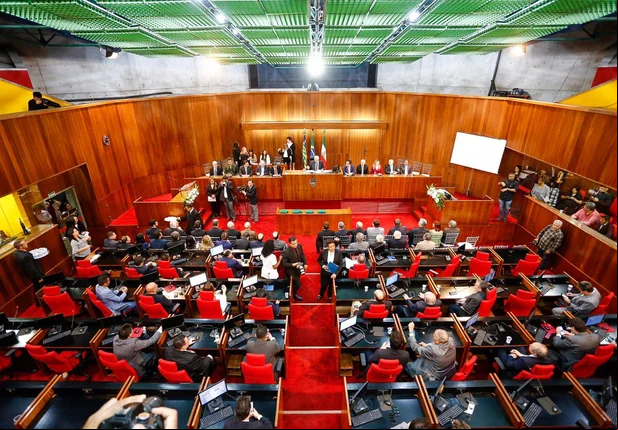 Plenário da Alepi
