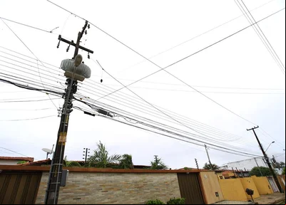 Poste onde aconteceram as explosões