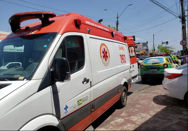 Bandido é baleado na cabeça na Avenida Miguel Rosa