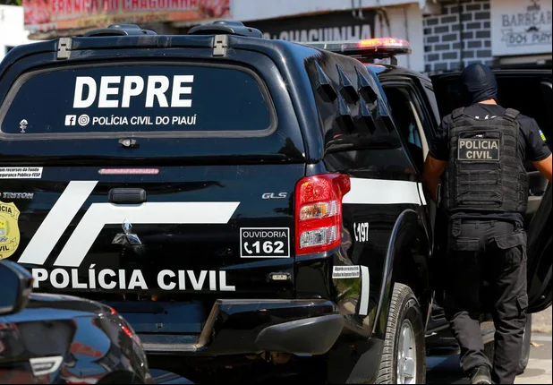 Empresários são presos acusados de lavar dinheiro do tráfico