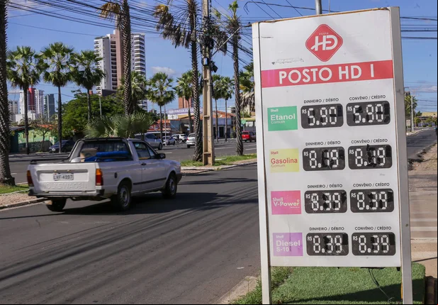 Preço da gasolina em Teresina sobe para R$ 8,39 neste sábado (18)