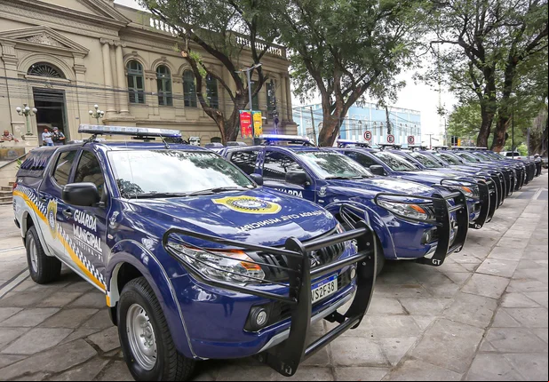 Prefeitura de Teresina entrega 22 viaturas da Guarda Municipal