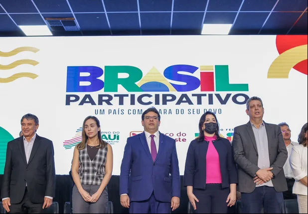 Ministra Simone Tebet participa de evento em Teresina