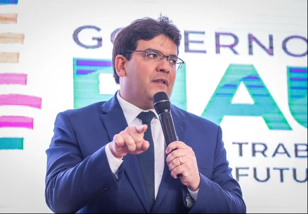 Rafael Fonteles lança projeto de expansão da rede de saúde do Estado
