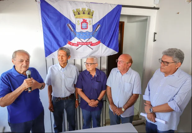Diretório do PSDB de Teresina formaliza apoio a Sílvio Mendes