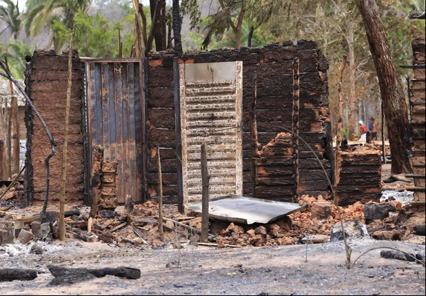 Famílias tentam recomeçar a vida após incêndio em Teresina